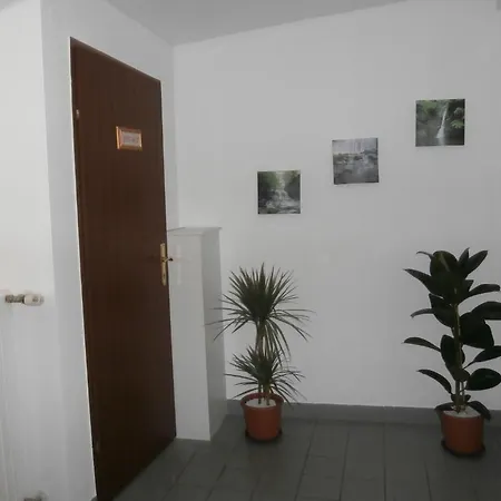 Gasthof Untere Valentinalm * Plöcken