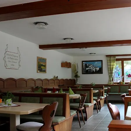 여관 Gasthof Untere Valentinalm *